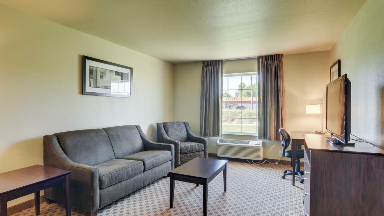 Cobblestone Inn & Suites-Kersey Eksteriør bilde